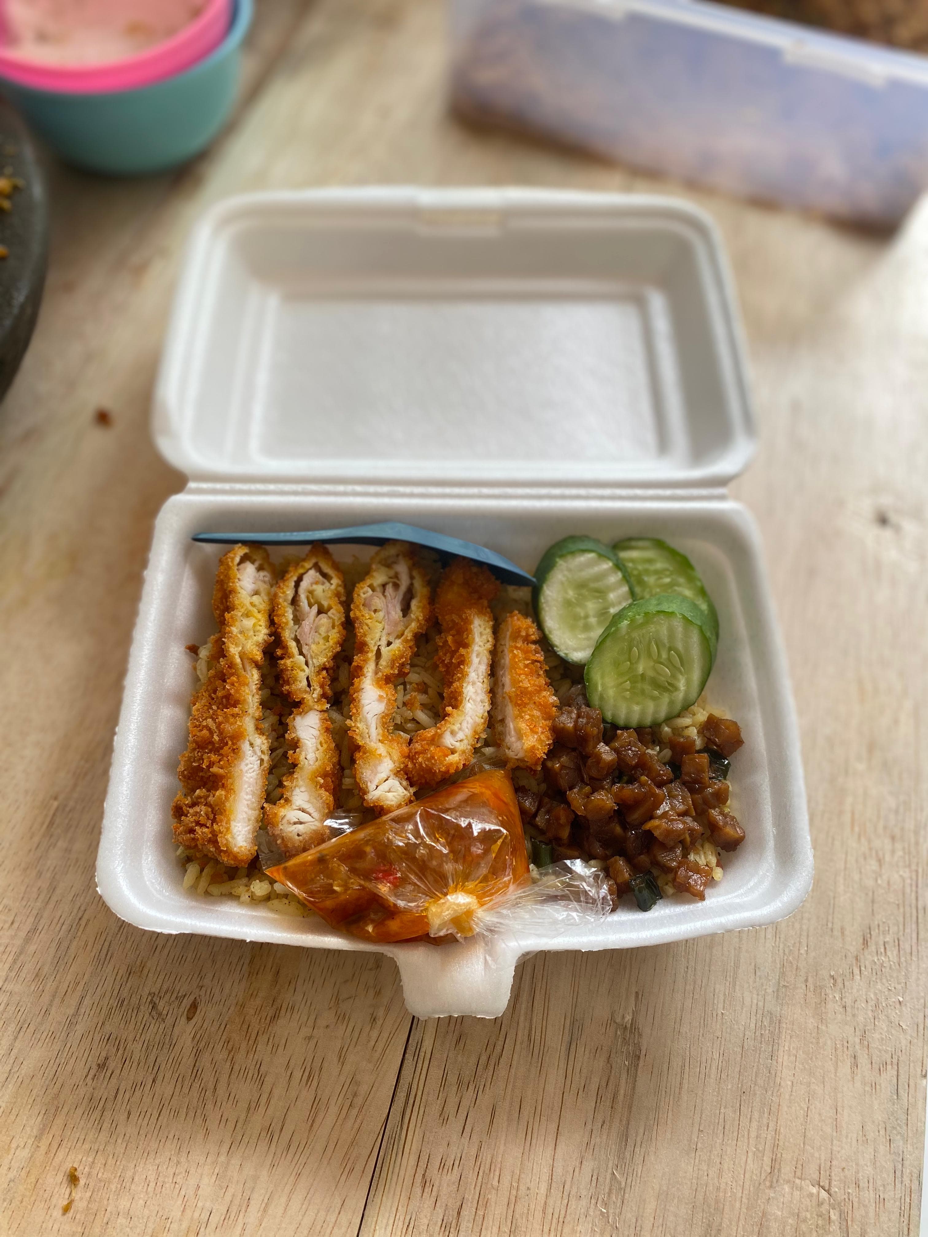 Gambar Kebuli Ayam Katsu